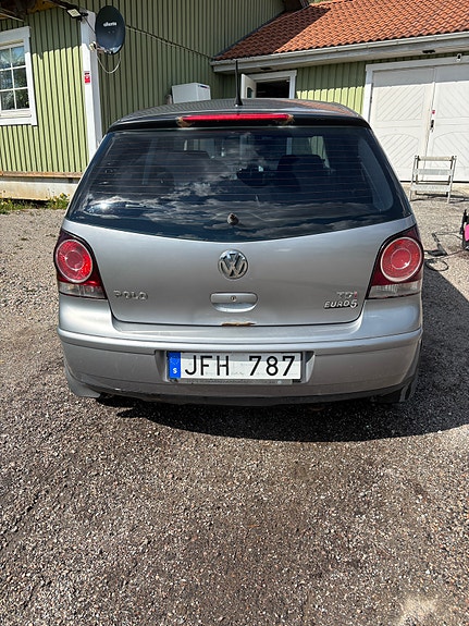 Volkswagen Polo 4 of 4