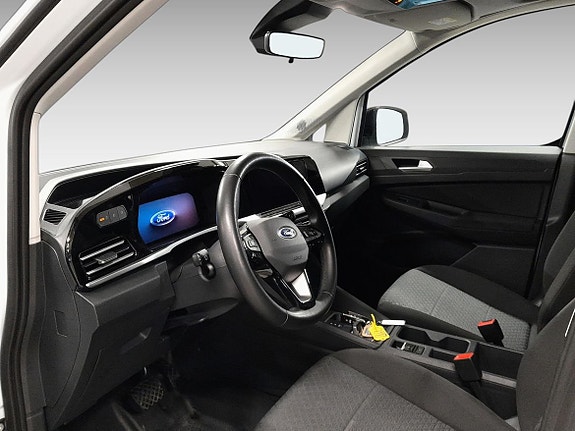 Ford Transit Connect 9 of 10