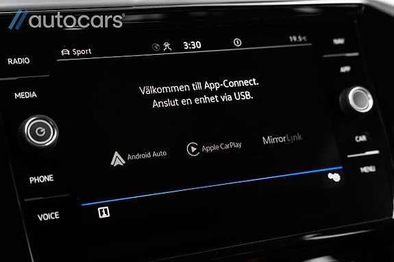 Volkswagen Passat 29 of 30
