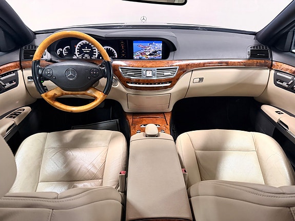 Mercedes-Benz S350 14 of 30