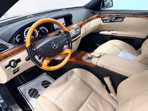 Mercedes-Benz S350 8 of 30