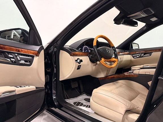 Mercedes-Benz S350 6 of 30