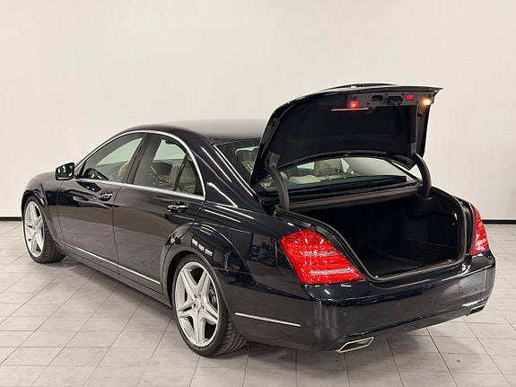 Mercedes-Benz S350 5 of 5