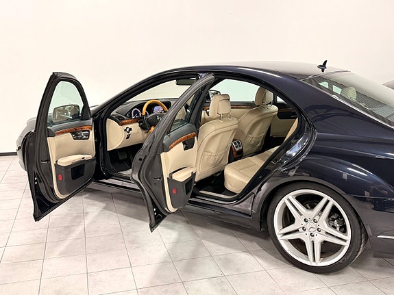 Mercedes-Benz S350 11 of 30