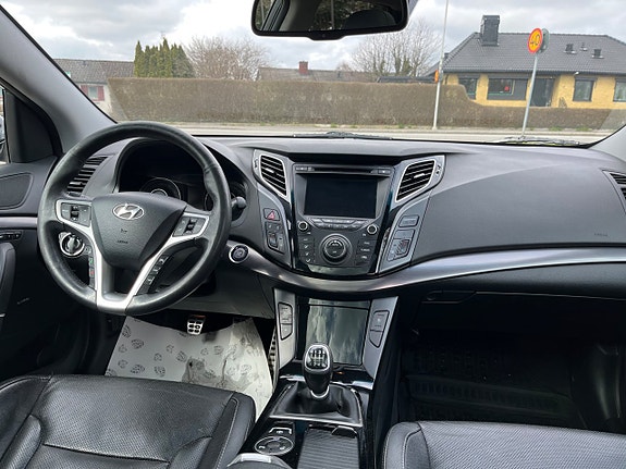 Hyundai i40 9 of 13