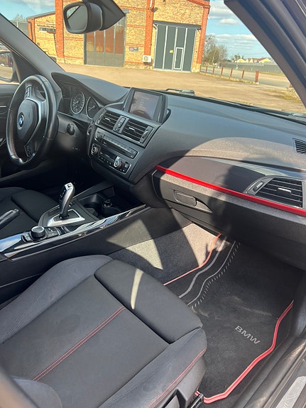 BMW 118d 5 of 5