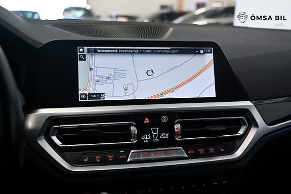 BMW 330e 10 of 18