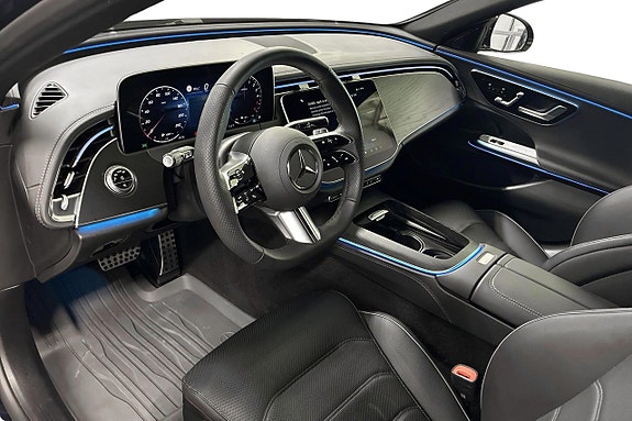 Mercedes-Benz E300 de 6 of 14