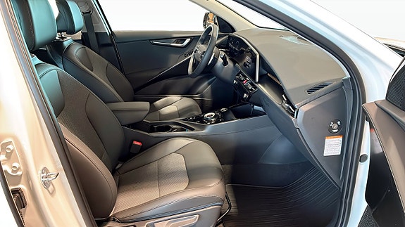 Kia Niro 4 of 12
