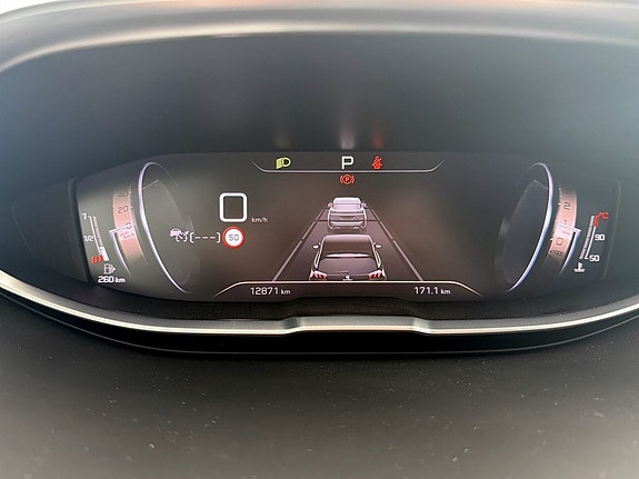 Peugeot 5008 10 of 18