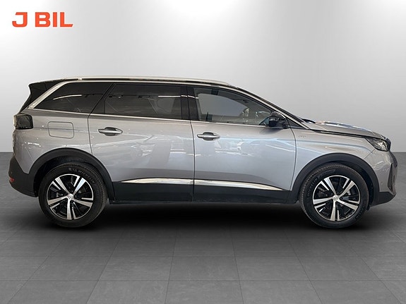 Peugeot 5008 15 of 18