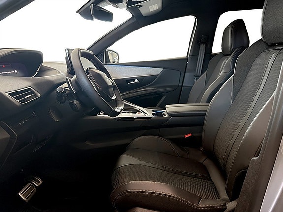 Peugeot 5008 5 of 5
