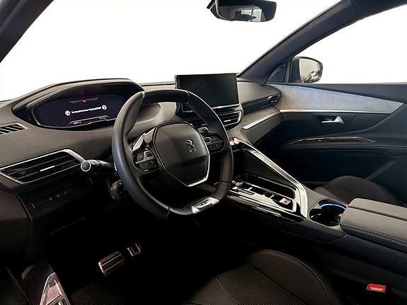 Peugeot 5008 6 of 18