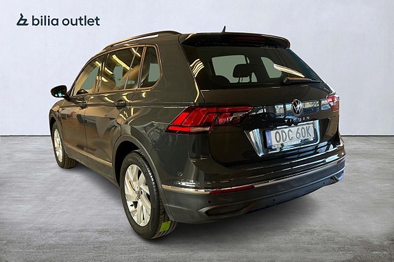 Volkswagen Tiguan 4 of 5