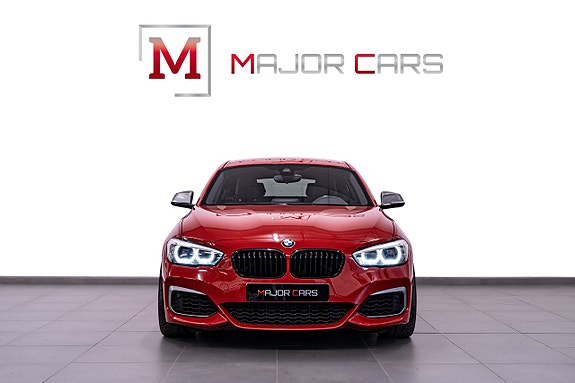 BMW M140i 2 of 5