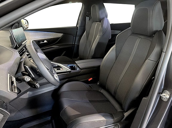 Peugeot 5008 5 of 5
