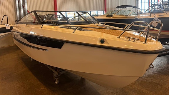 Yamarin 63 DC / Yamaha F150 -22 ENDAST 45 tim