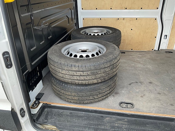 Volkswagen Crafter 35 4 of 5