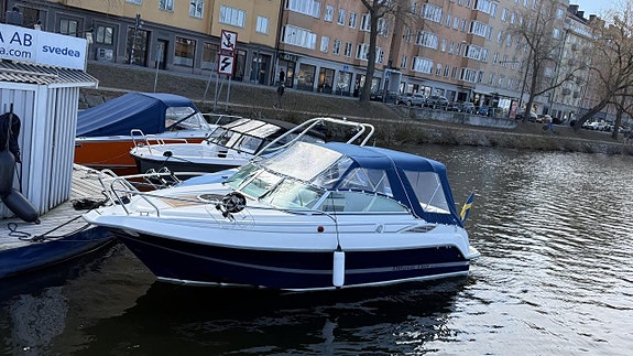 Uttern D68 / Mercruiser 4,3 MPI - 03