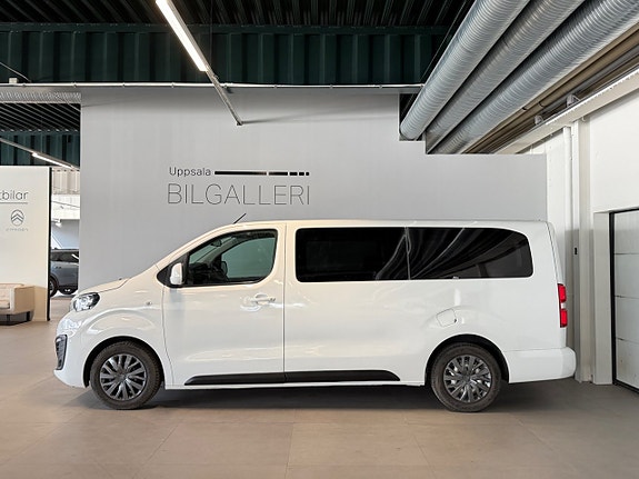 Peugeot Traveller 2 of 5