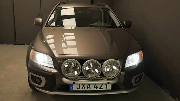 Volvo XC70 3 of 5