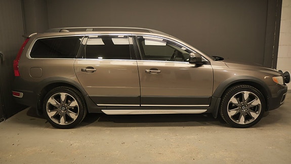 Volvo XC70 5 of 5