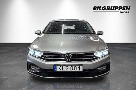 Volkswagen Passat 3 of 5