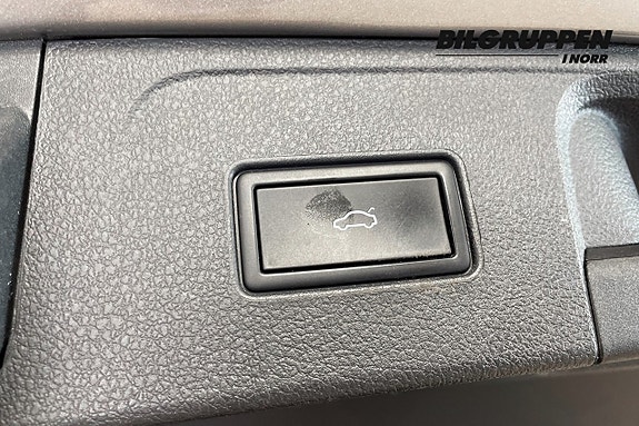 Volkswagen Passat 8 of 22