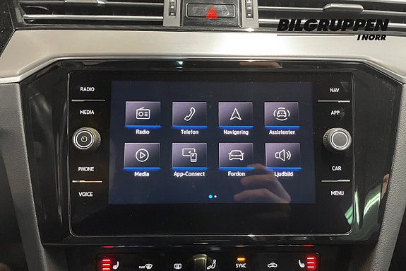 Volkswagen Passat 21 of 22