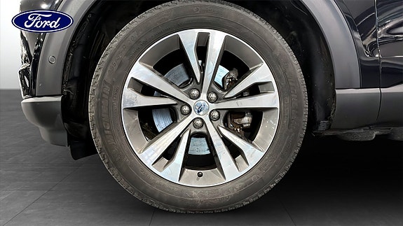 Ford Explorer 9 of 10