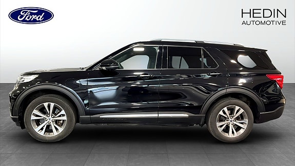 Ford Explorer 6 of 10