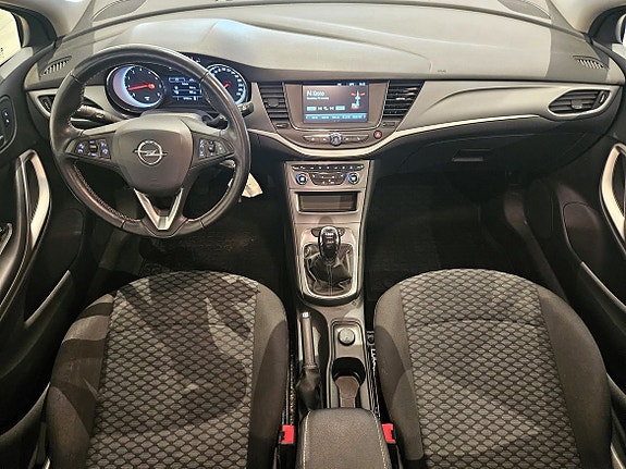 Opel Astra 12 of 26
