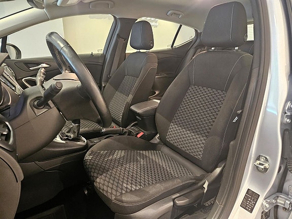 Opel Astra 14 of 26