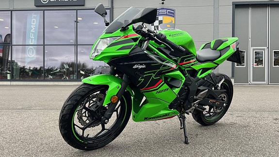 Kawasaki Ninja 125 - 725mil - Arrow helsystem 7 of 7