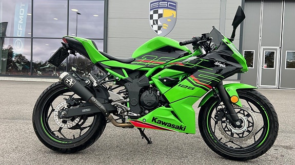 Kawasaki Ninja 125 - 725mil - Arrow helsystem 3 of 7