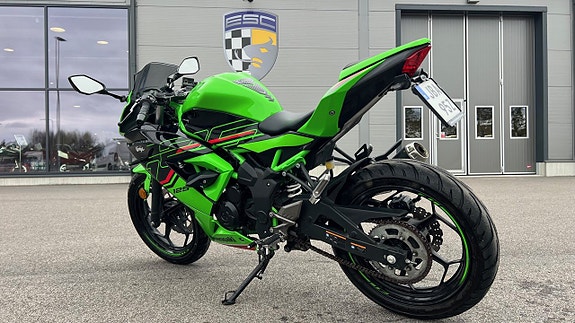Kawasaki Ninja 125 - 725mil - Arrow helsystem 5 of 7