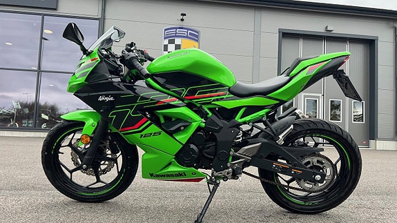 Kawasaki Ninja 125 - 725mil - Arrow helsystem 6 of 7
