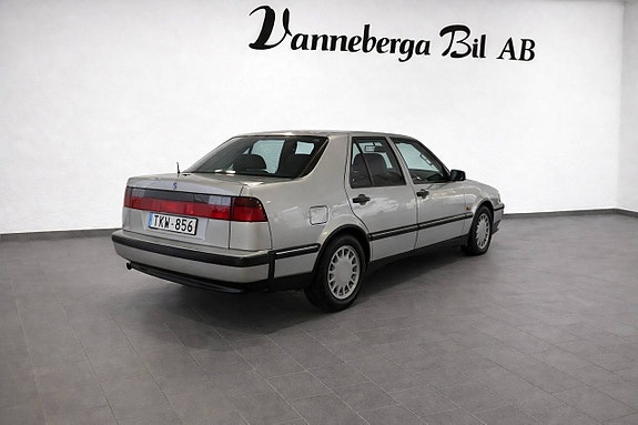 Saab 9000 4 of 5