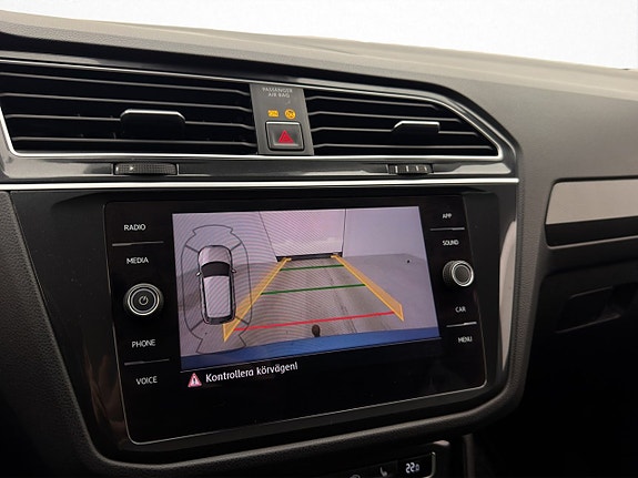 Volkswagen Tiguan 17 of 30