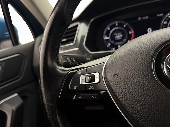 Volkswagen Tiguan 13 of 30