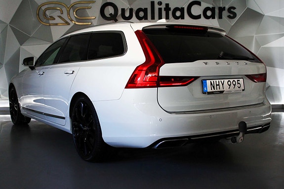 Volvo V90 10 of 27