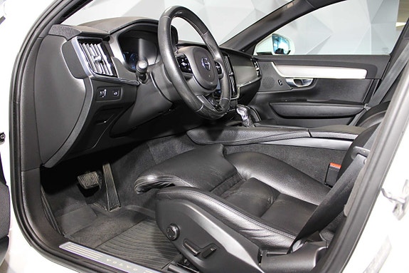 Volvo V90 12 of 27