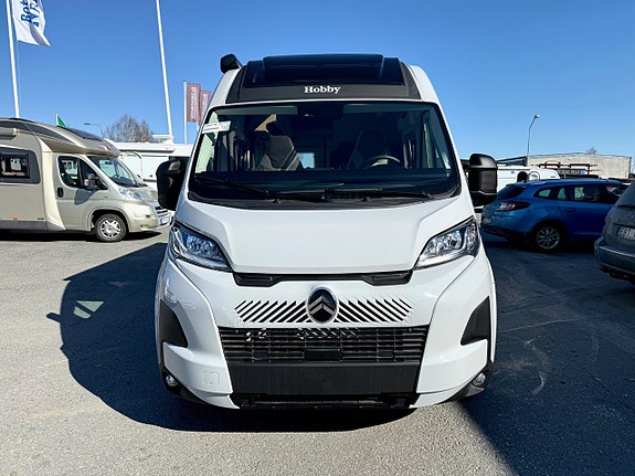 Hobby Ontour Van 600 2 of 16