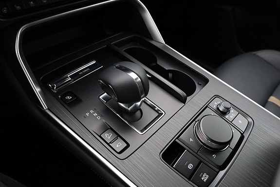 Mazda CX-80 4 of 5