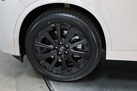 Mazda CX-80 28 of 28