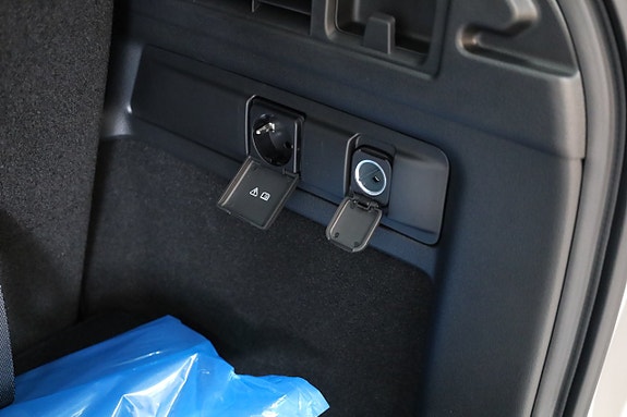 Mazda CX-80 13 of 28