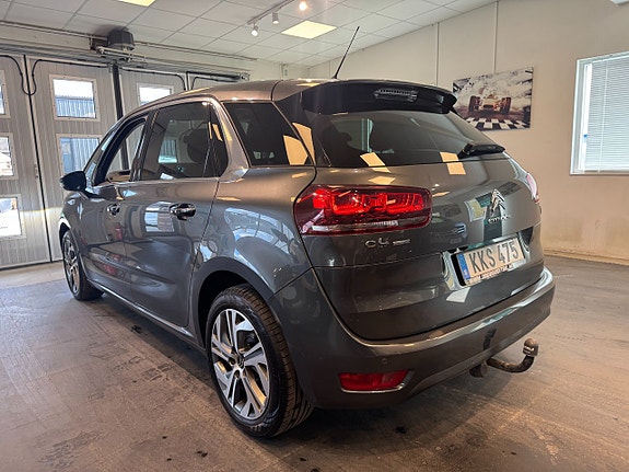 Citroen C4 Picasso 3 of 5