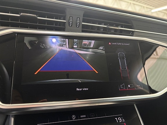 Audi A6 8 of 15