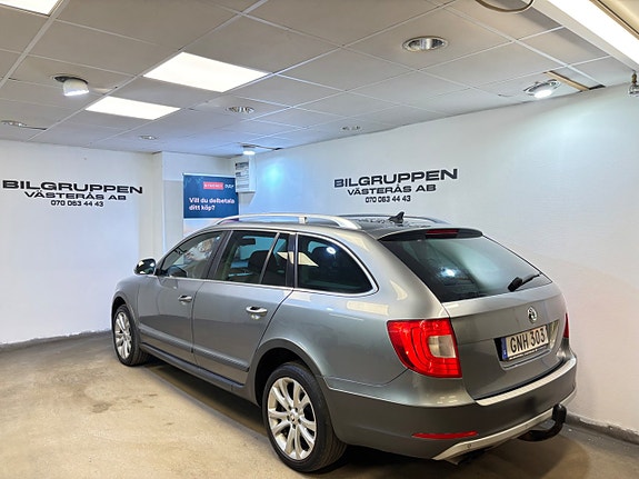 Skoda Superb 3 of 5