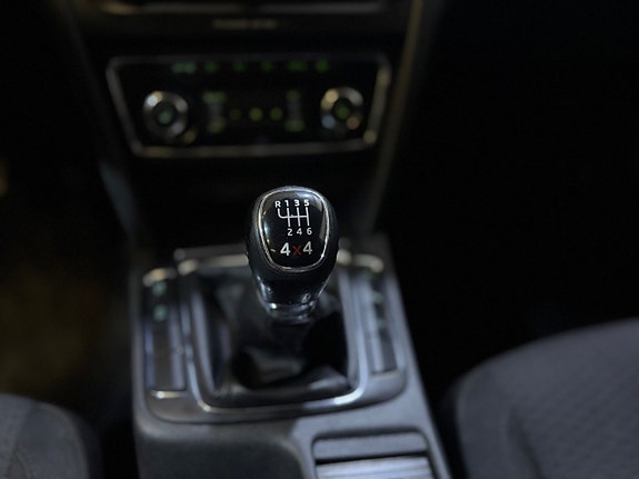 Skoda Superb 12 of 18